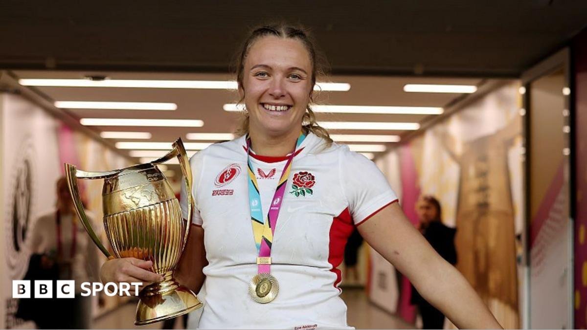 World Cup-winning captain Stratford gives birth