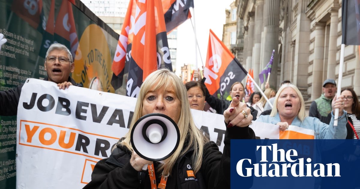 Thousands of Glasgow council workers face pay cuts in one of UK’s biggest fire-and-rehire plans