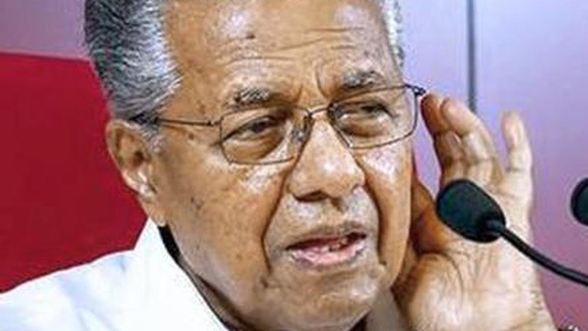 Pinarayi Vijayan seeks strigent action against YC workers, police over University Hostel violence