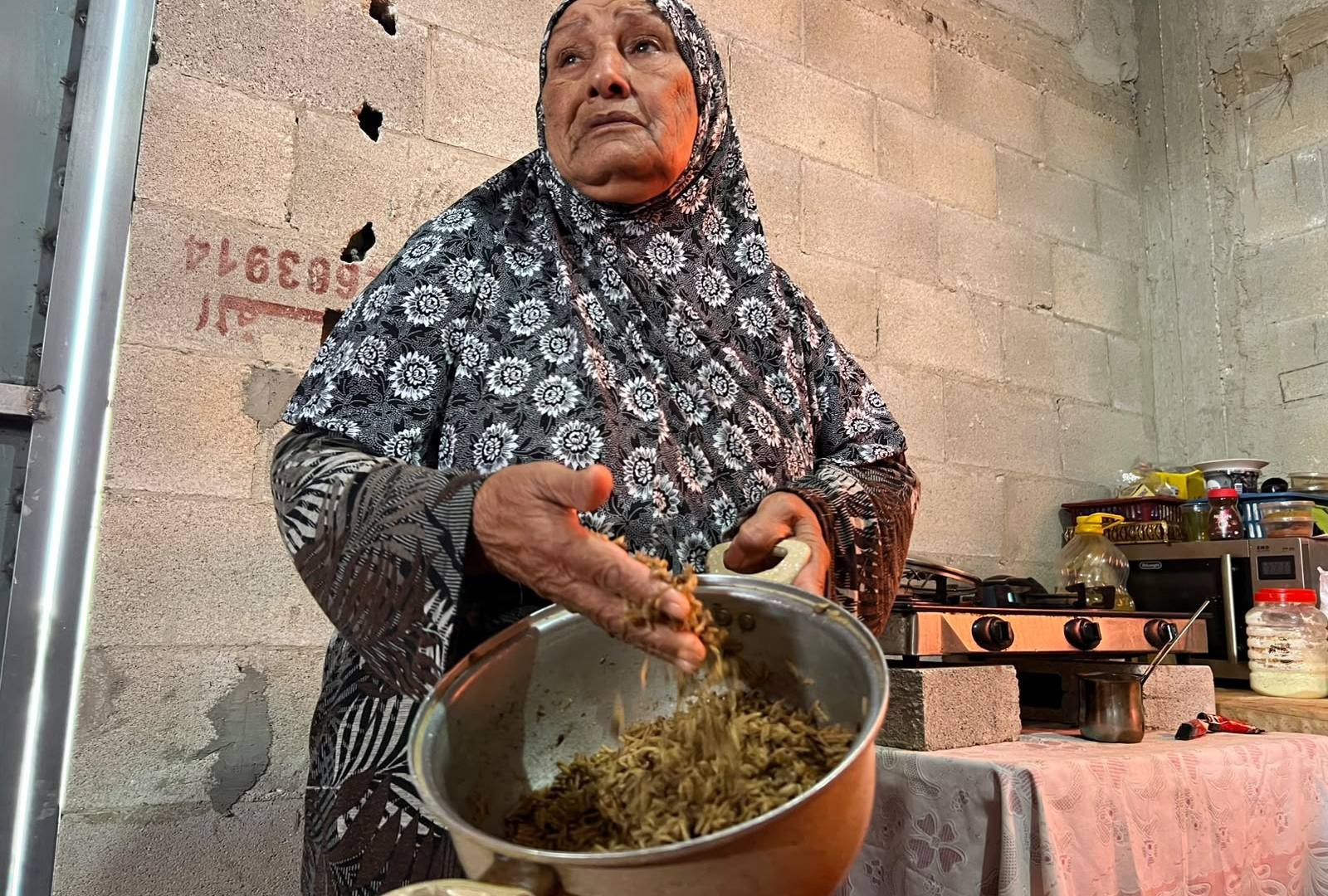 Displaced West Bank Palestinians face growing hunger after UN cuts food aid