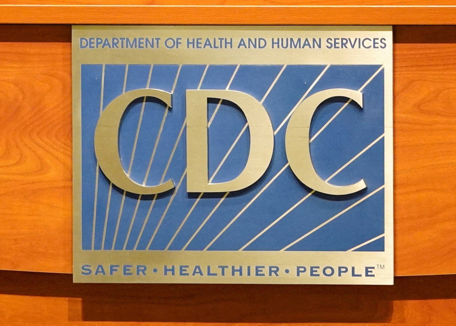 Russian lab worker dies of suspected plague in Siberia; US monitoring case