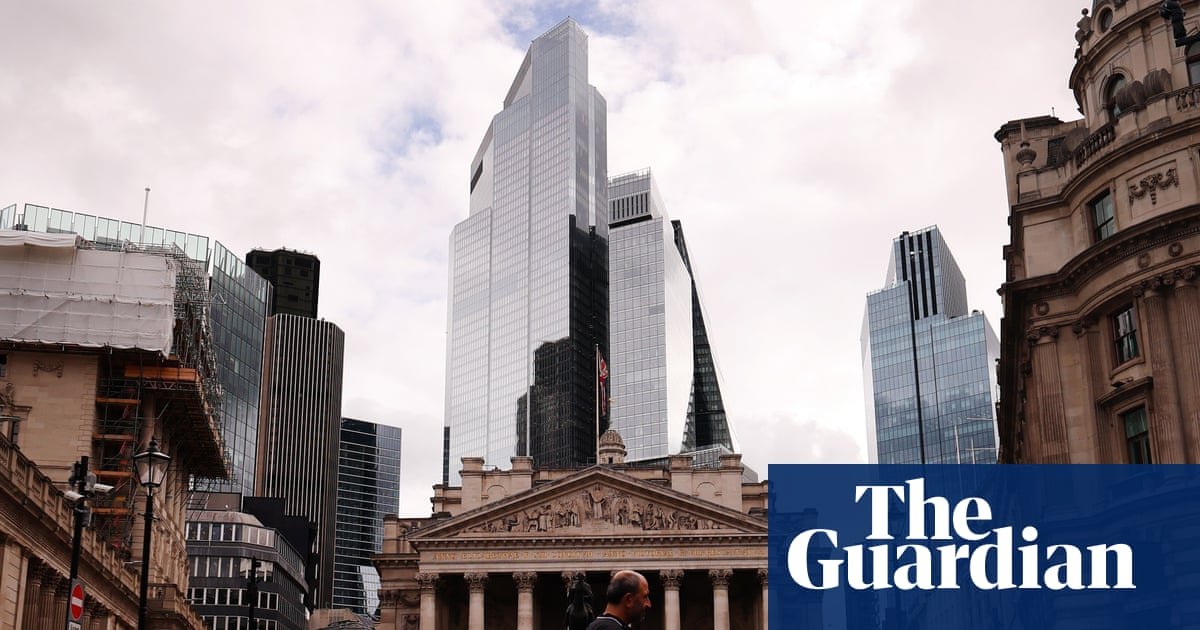 Medium-term borrowing costs for UK government hit 19-year high
