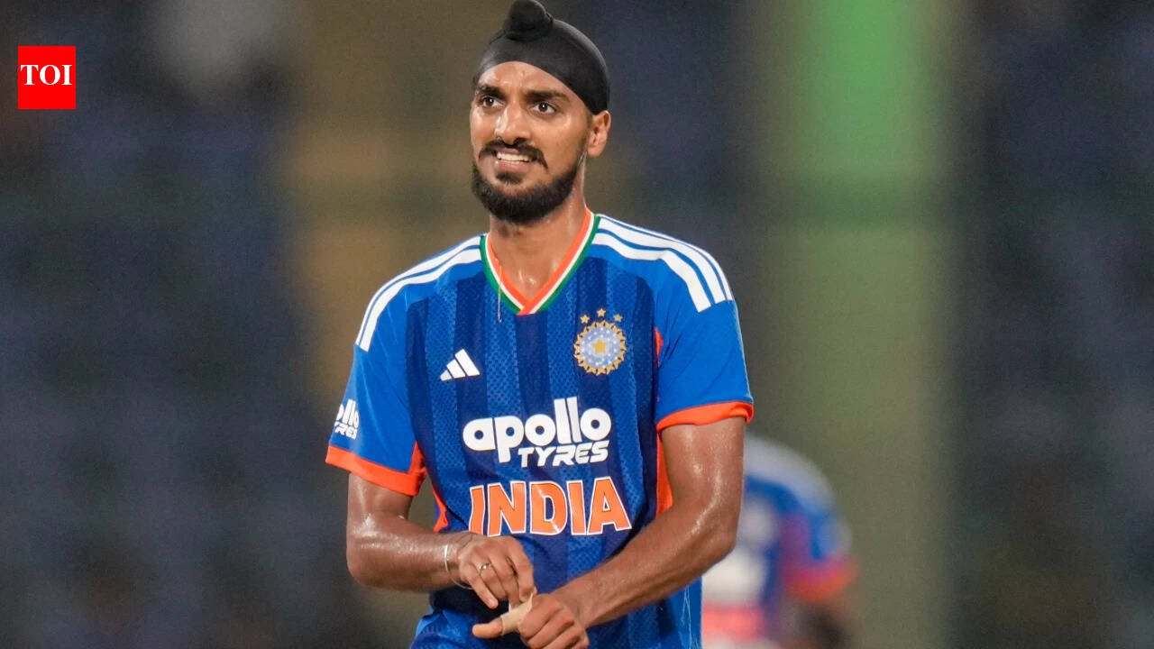 Arshdeep Singh scripts history, breaks Bhuvneshwar’s record to set new India mark