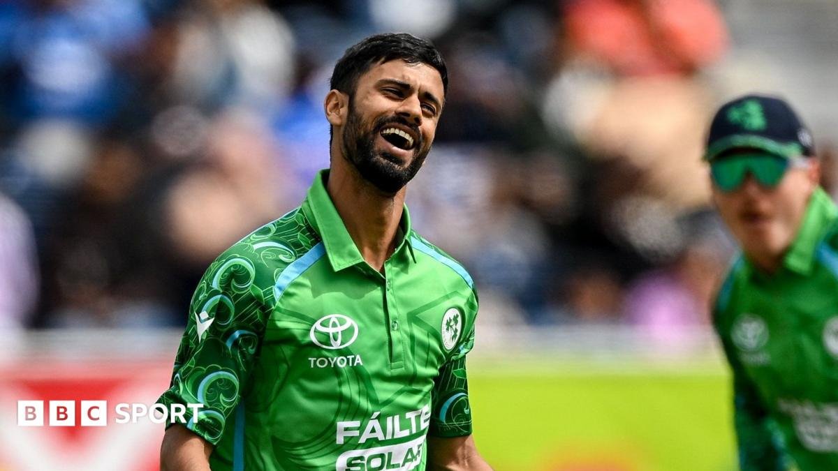 Moondra's record 6-26 helps Ireland force decider