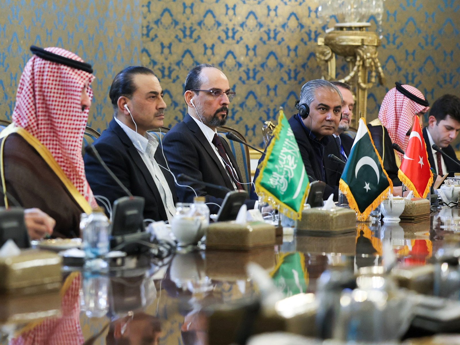 Mecca defence alliance members in Tehran to defuse Iran-US, Yemen tensions
