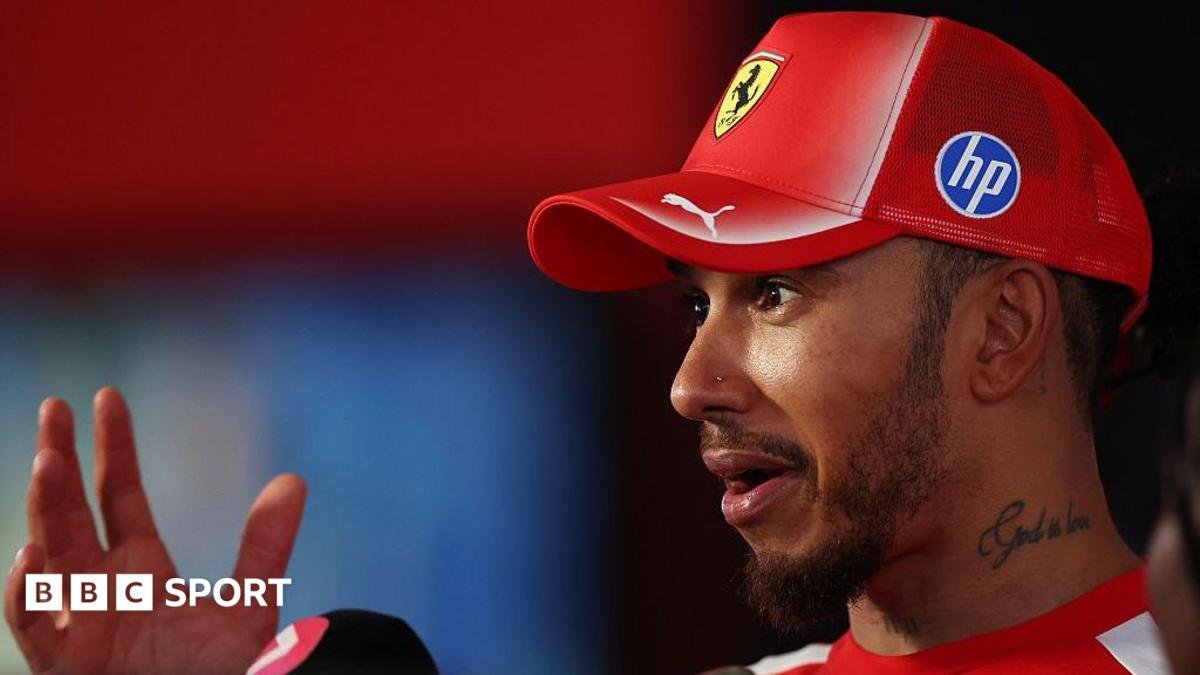 Hamilton bemused after software glitch turns F1 into 'Lego race'
