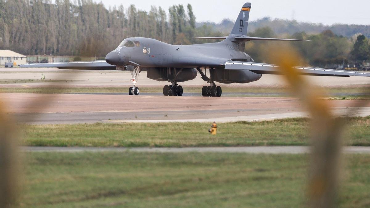 U.K.-Iranian man held over U.K. airbase incident
