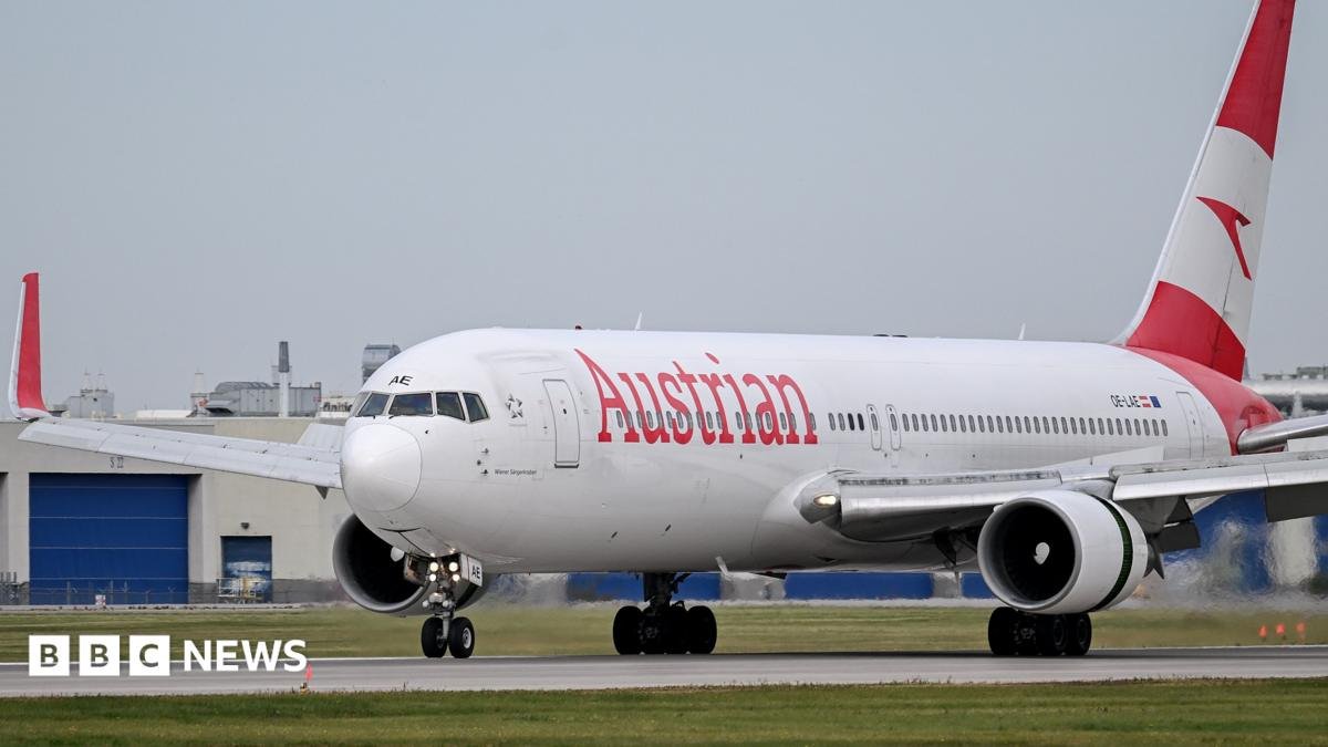 Threat forces Israel to Austria flight into emergency landing
