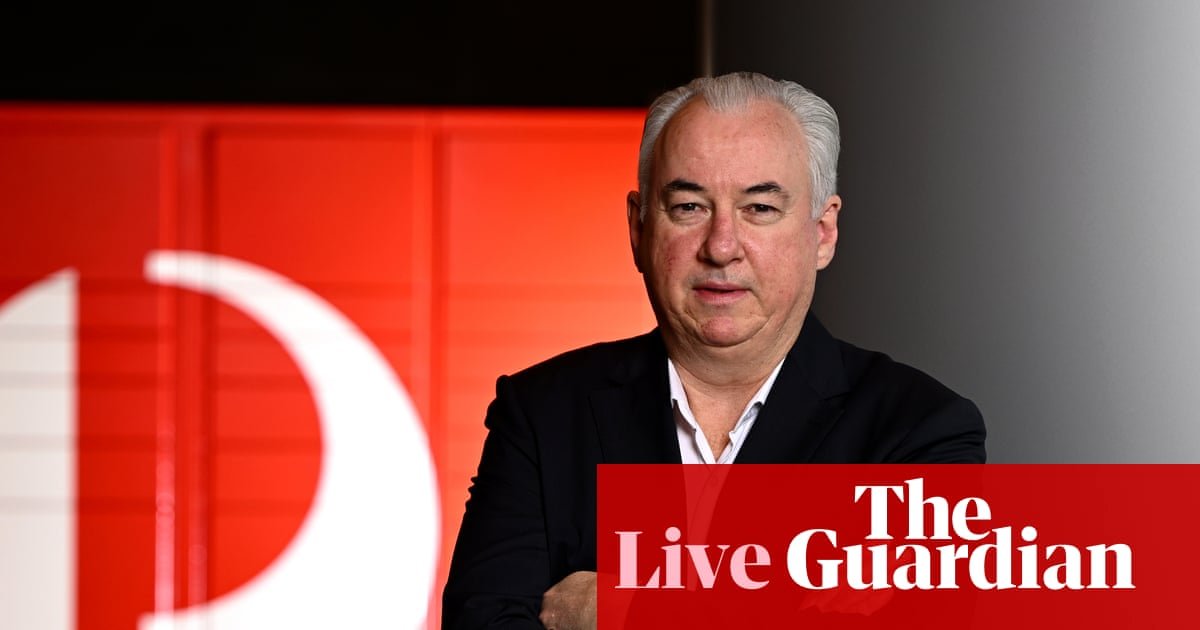 Politics live: Australia Post chief paid ‘mind-blowing’ bonus; man charged over alleged false Bondi shooting claim