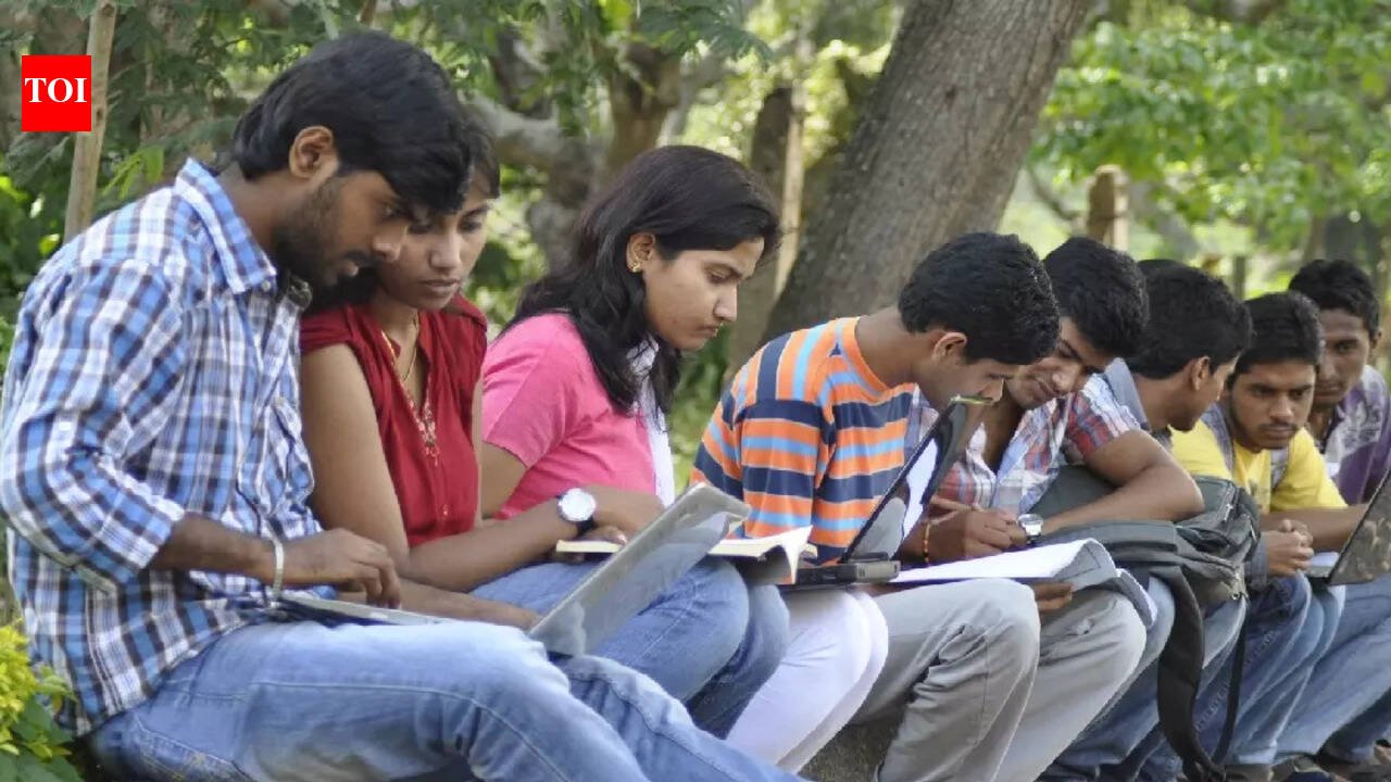 Free NEET, JEE coaching for 200 students in Maharashtra's Nanded amid drought