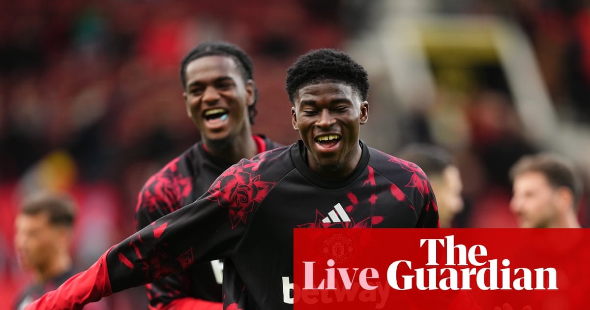 Manchester United v Tottenham: Premier League – live