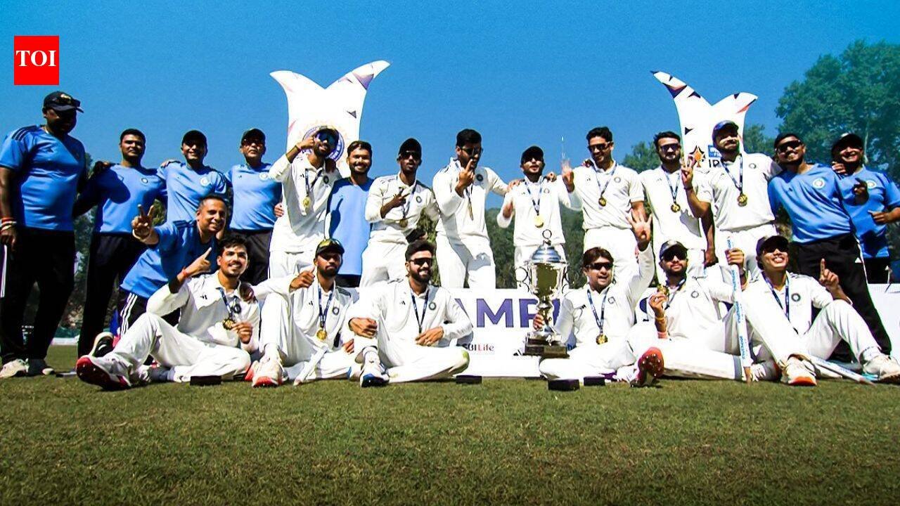 From 89/3 to 111 all out: Mukesh, Akash trigger J&K collapse as RoI win Irani Cup