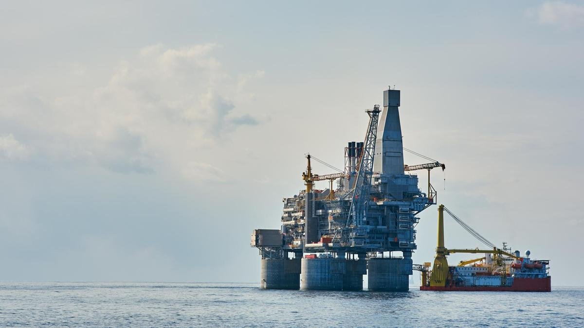 Government raises deepwater gas price ceiling to $9.89/MMBtu; APM gas cap at $7