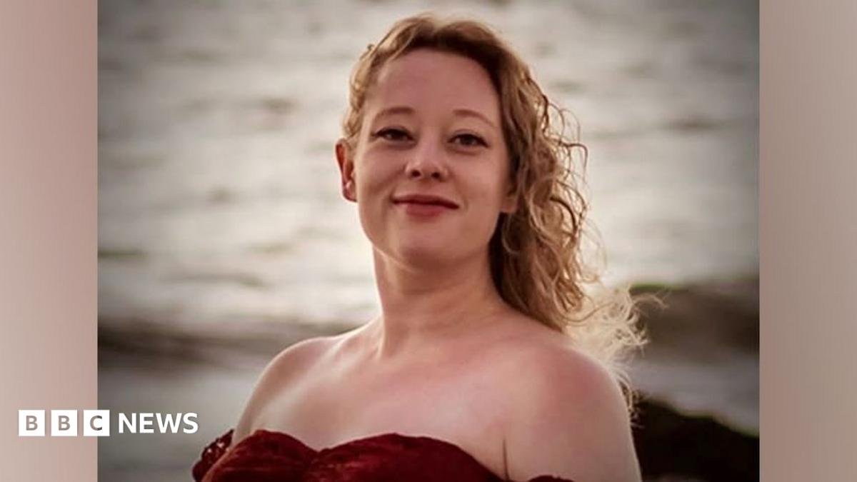 Renee Good: Family of US woman killed by ICE agent sues Trump officials