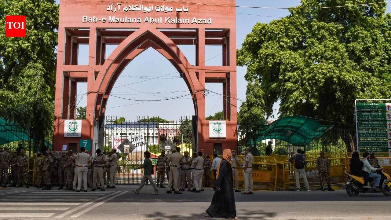Jamia sets date for student union poll, revokes disciplinary action against protesters