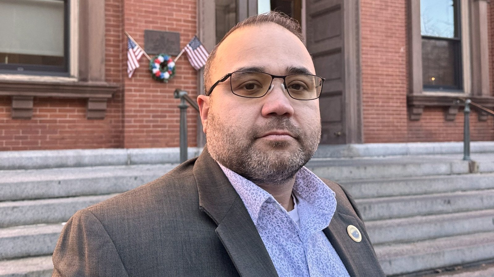 Shawn Oliver, GOP nominee for Massachusetts Lieutenant Governor, suspends campaign after OUI arrest and crash
