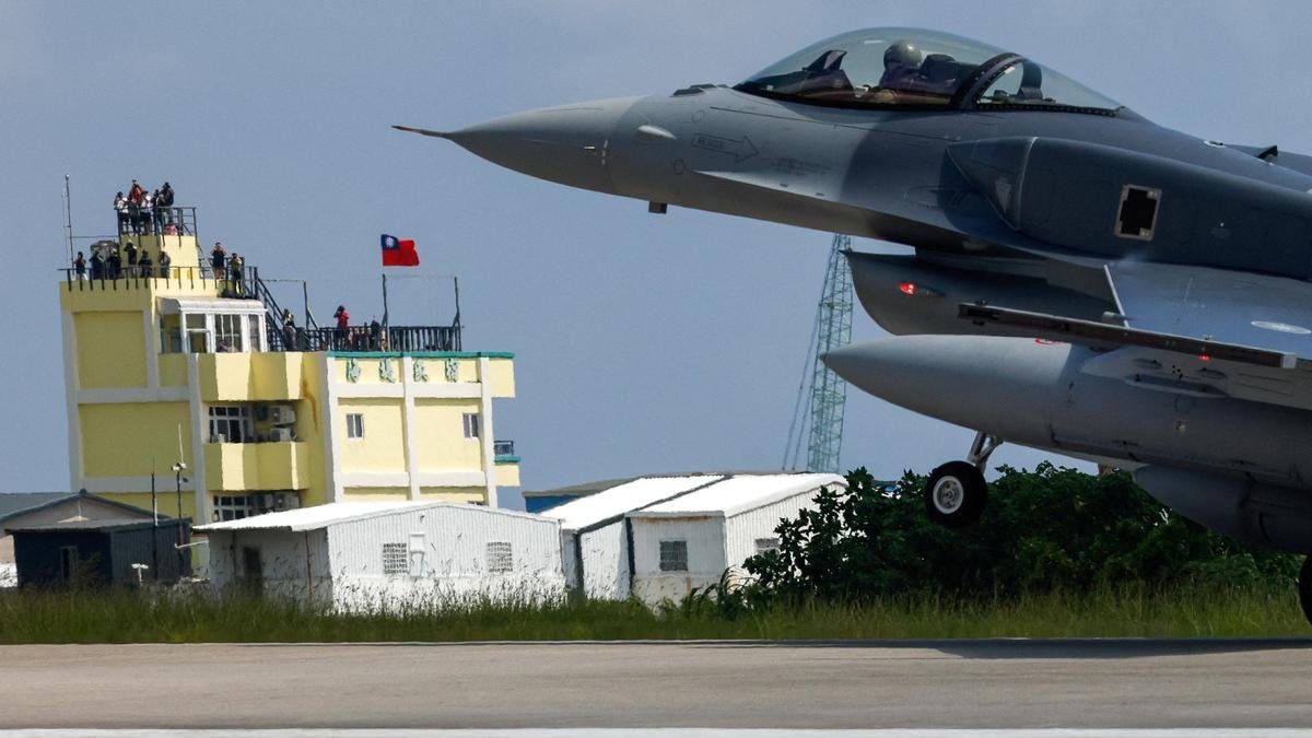 North Korea warns U.S. over Taiwan while Kim pledges support for Russia