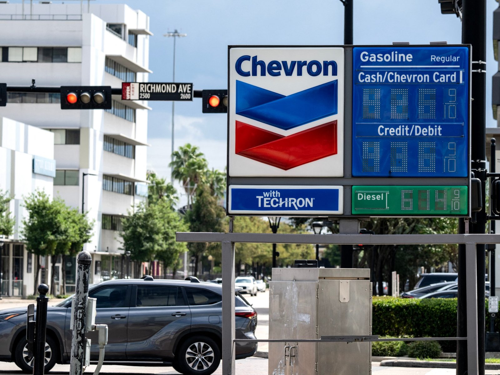 Trump blames Democrats and Ukraine for soaring US fuel prices, not Iran war