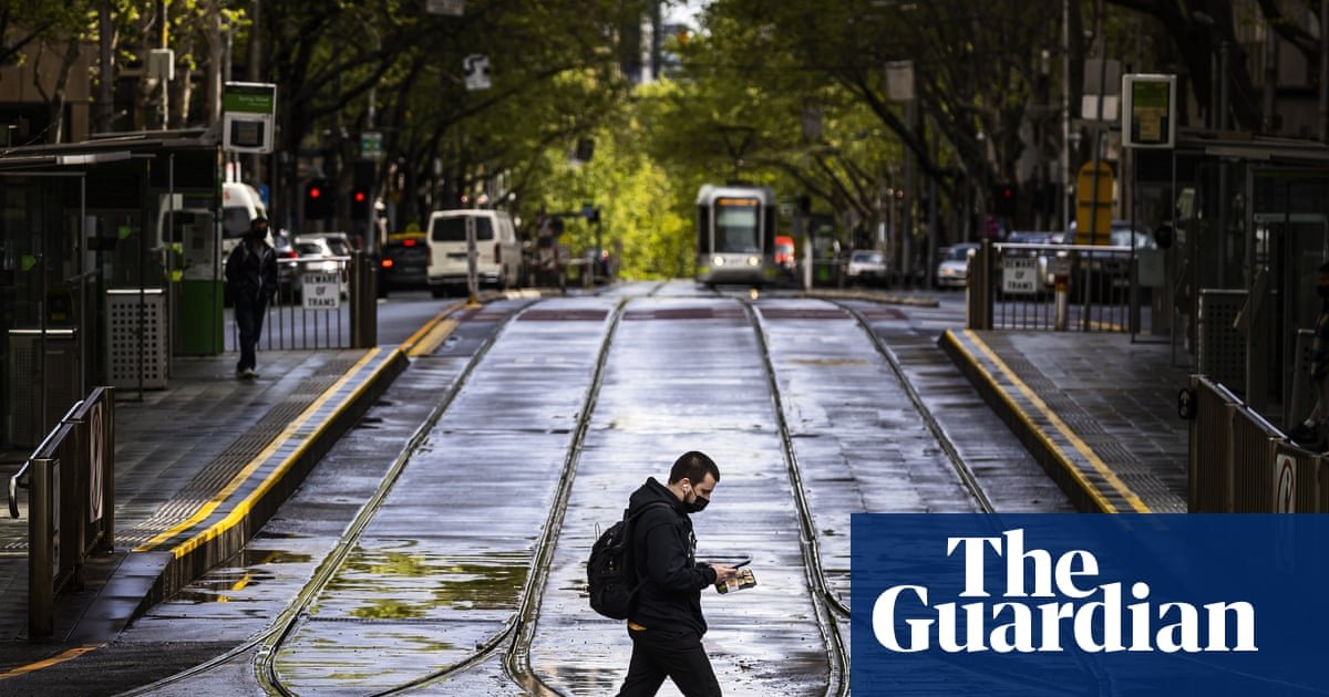Senior Victorian public servants hid loss of up to $285m from Covid grants given to ineligible businesses