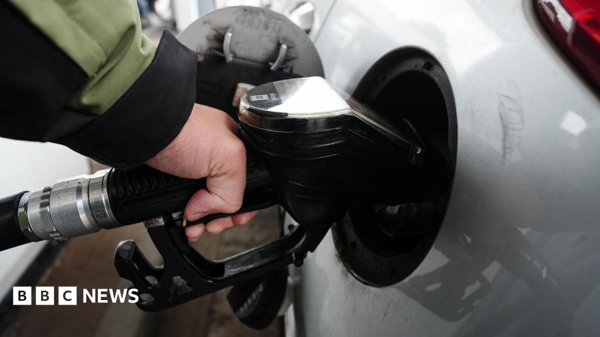 UK diesel price hits £2 a litre as US calls for EU to release more stocks