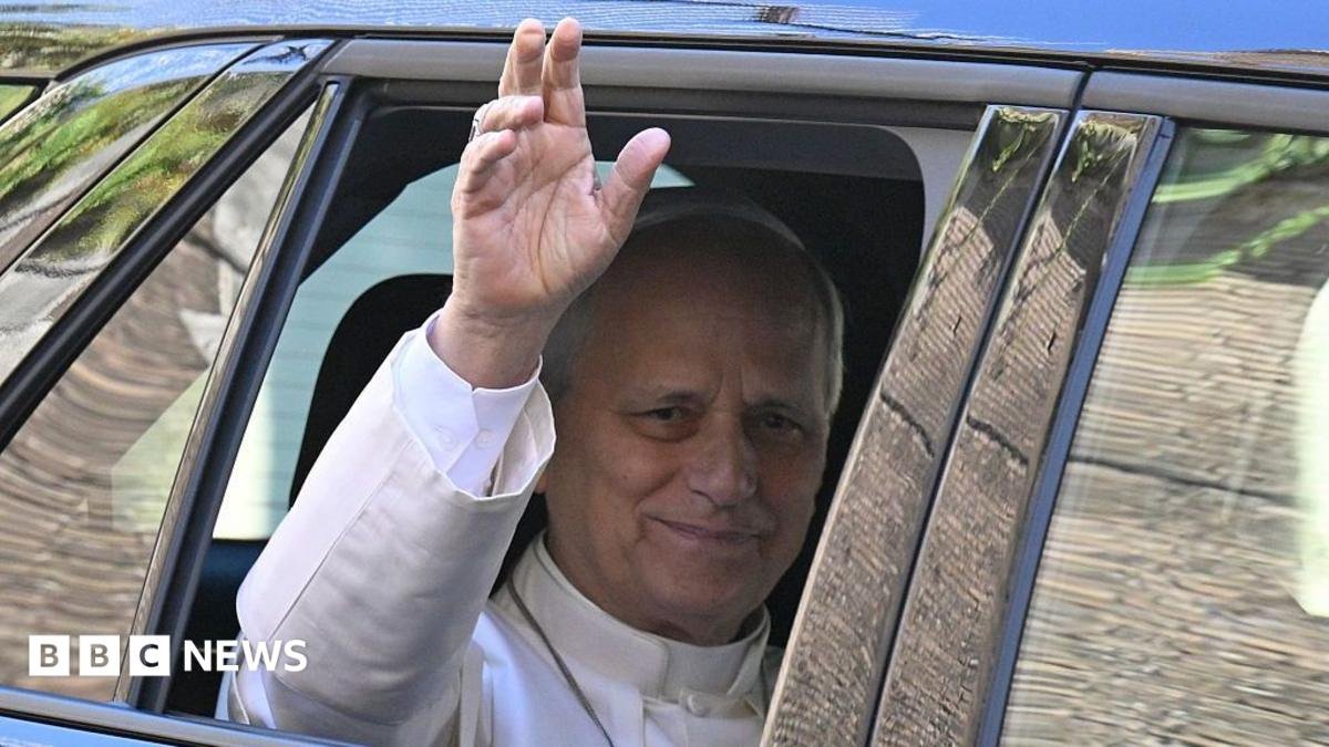 Pope discharged from hospital days after lung cancer surgery