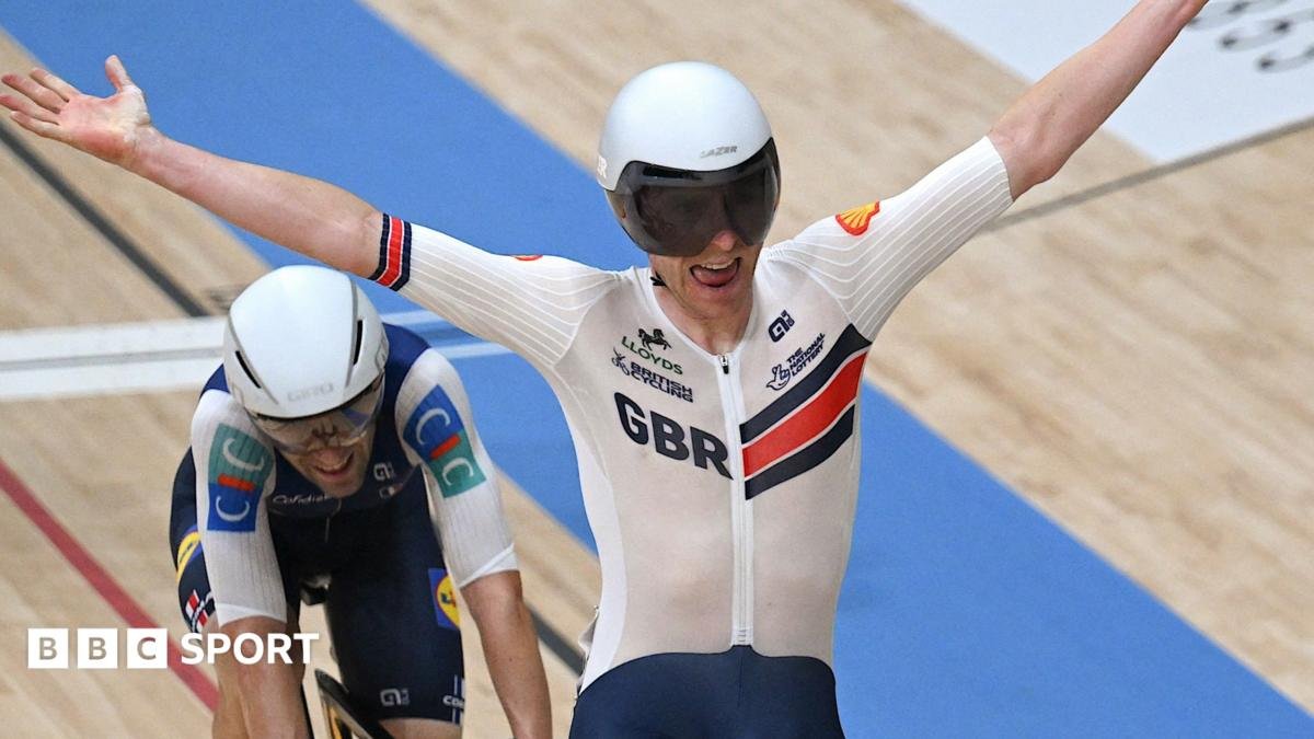 Stewart and Morris add to GB gold tally at Worlds