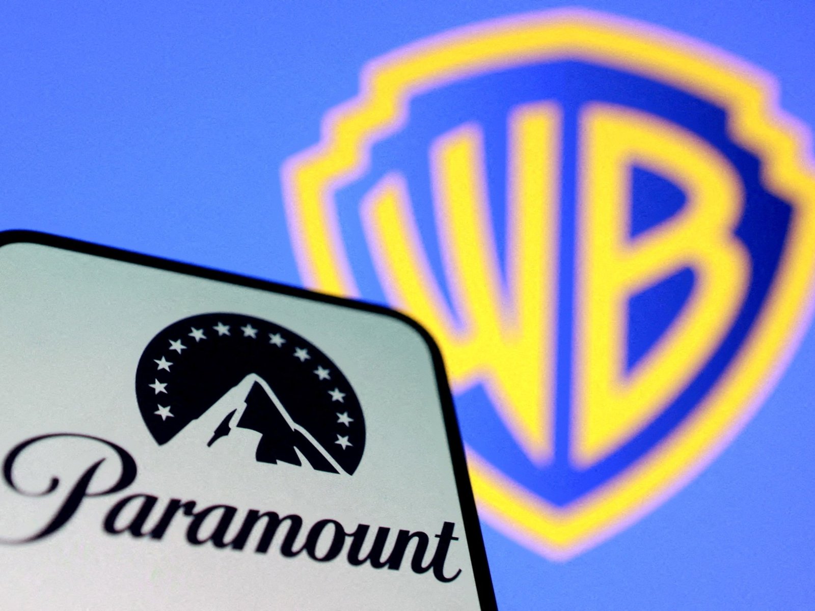 US judge approves settlement allowing Paramount to acquire Warner Bros