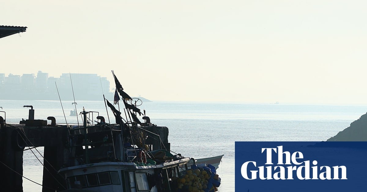 Powerful 7.6-magnitude earthquake hits Panama and triggers tsunami warnings