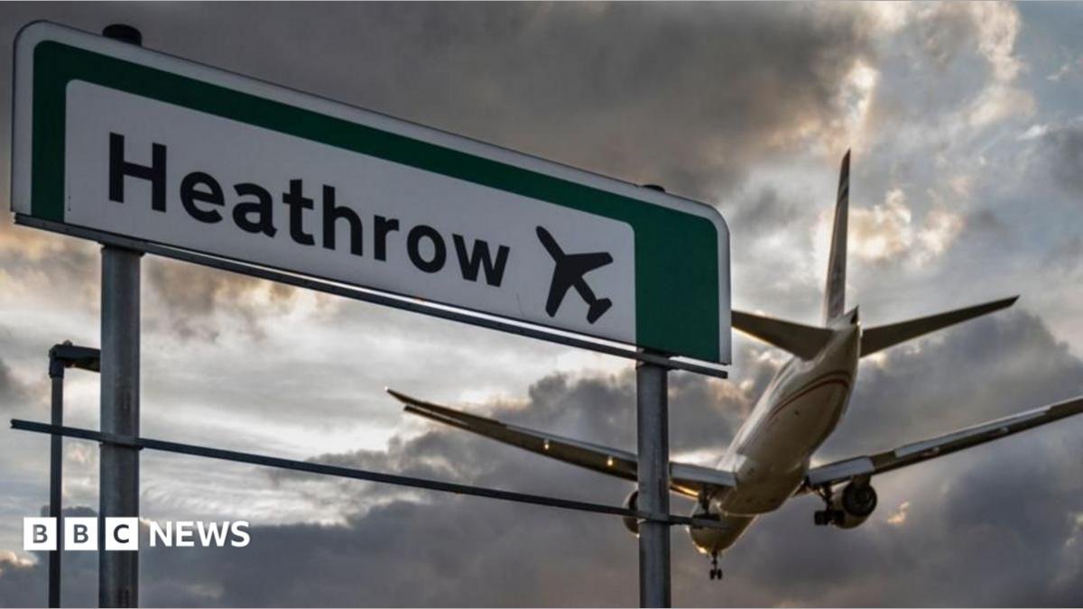 Not building third runway would be 'huge missed opportunity', warns Heathrow boss