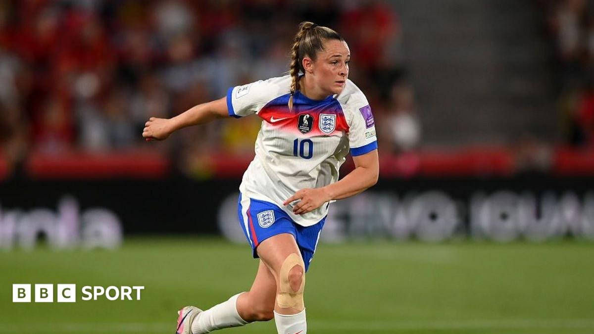 Toone comes into England squad as Bronze withdraws