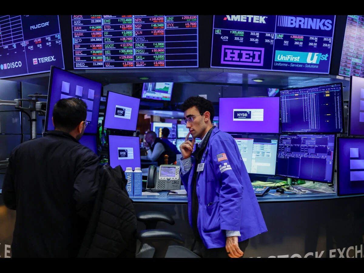 US Markets Today: Dow ends 600 pts lower as AI doubts persist ahead of Fed meet