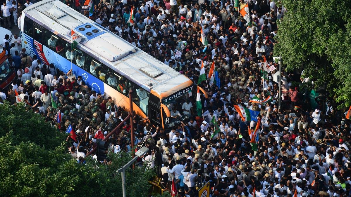 Morning Digest: INDIA bloc rally takes SIR protest to Supreme Court; Delhi police accused of beating, assaulting detainees, and more